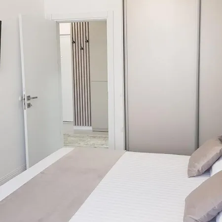 Inception26 By The Sea -mamaia Nord Apartment