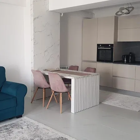 Inception26 By The Sea -mamaia Nord *