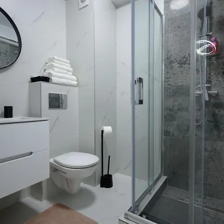 Inception26 By The Sea -mamaia Nord Apartman